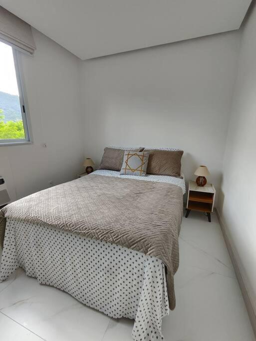 Ap Do Raio Segundo Andar No Pontal Apartamento *